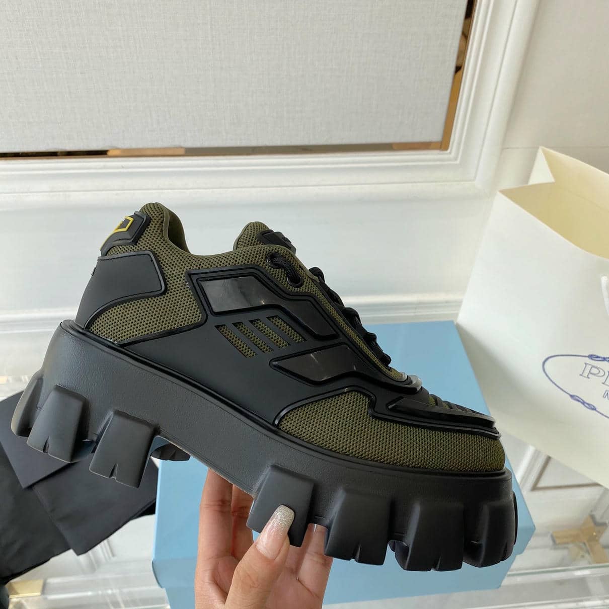 Sneaker 1-29